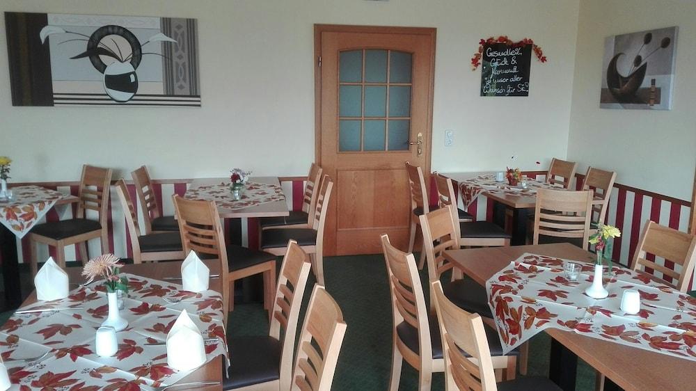 Landhotel Dresden 3*